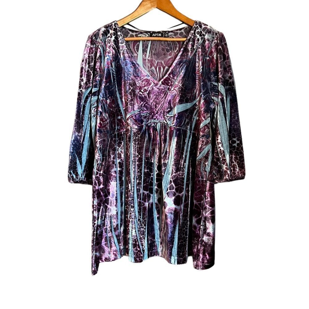 APT.‎ 9 velvet long sleeve tunic. Size 1X